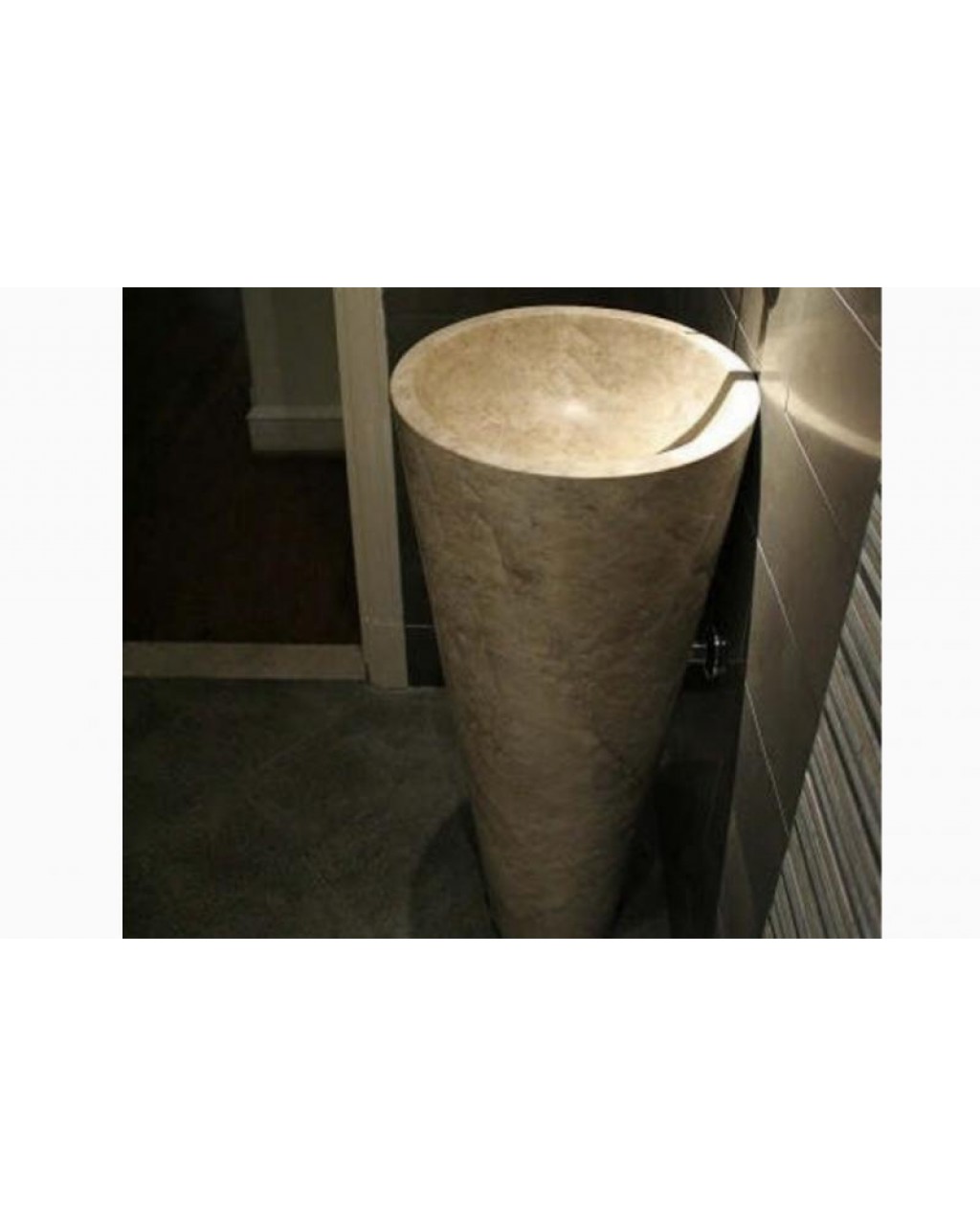 Tek Parça Traverten Dikey Lavabo